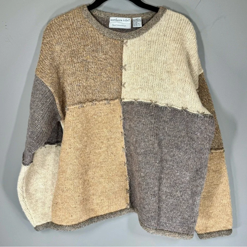 Northern Isles 100% Wool Chunky Neutral Sweater Hand‎ Embroidered Women's Large